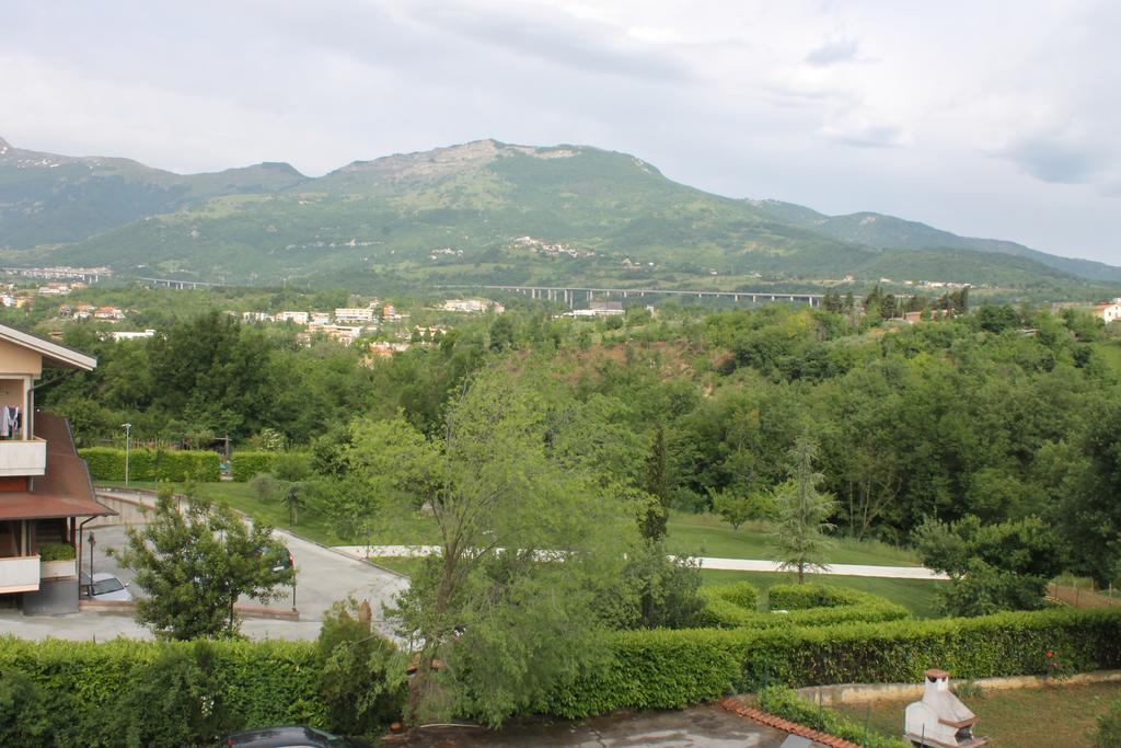 Residence La Piscina Isola del Gran Sasso d'Italia Exterior photo